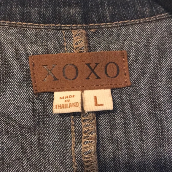 XOXO Denim Jacket - Picture 4 of 4